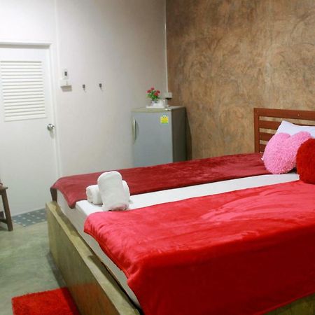 Ban Khun Rin Homestay Amphawa Buitenkant foto