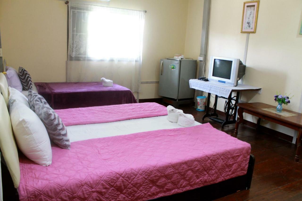 Ban Khun Rin Homestay Amphawa Buitenkant foto