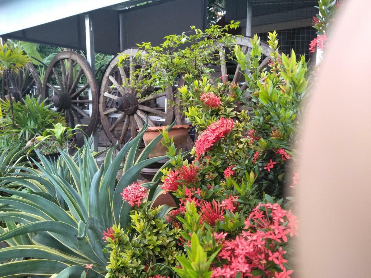 Ban Khun Rin Homestay Amphawa Buitenkant foto