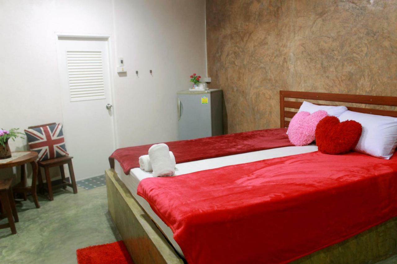 Ban Khun Rin Homestay Amphawa Buitenkant foto
